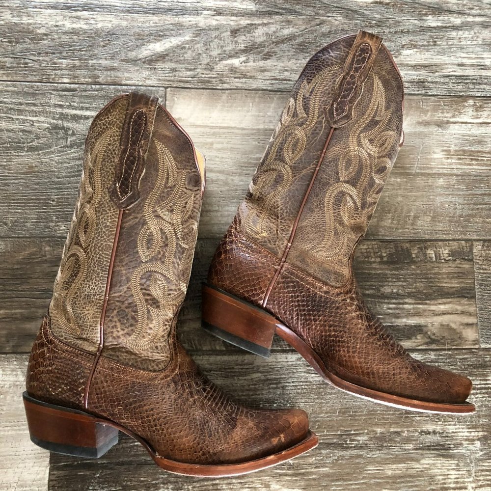 SOLD ❌Nocona Square Toe Cowgirl Boots Rattlesnake Embossed Tan Leather Size 7.5B - Picture 3 of 12